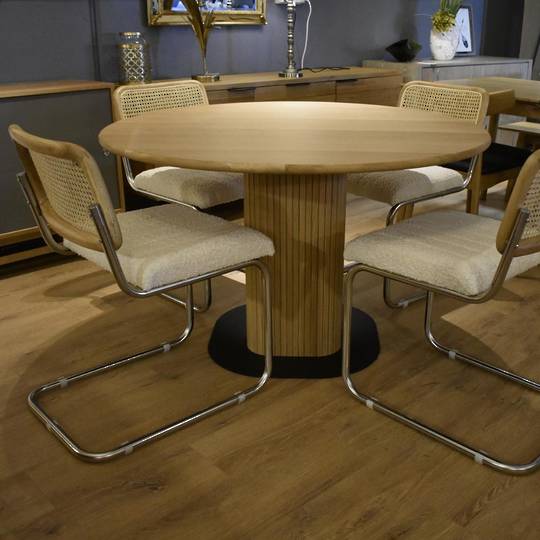 Palliser Round Table 1.2m + Breuer Dining Chair Natural Oak Boucle Seat Set